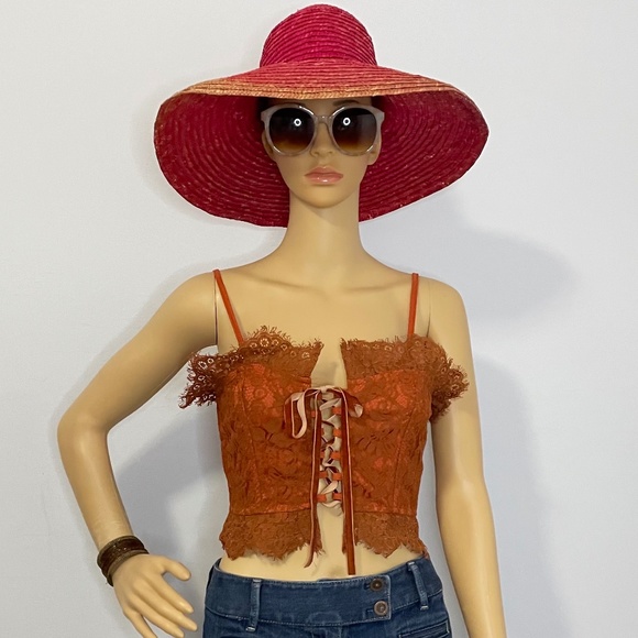 Gorgeous burnt orange adjustable spaghetti strap lace tied up bustier crop top! - Picture 2 of 9